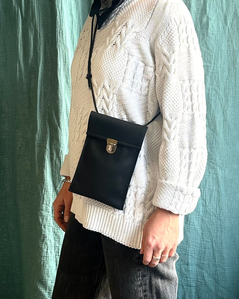 SLIM STASH Minimalist Pouch Black